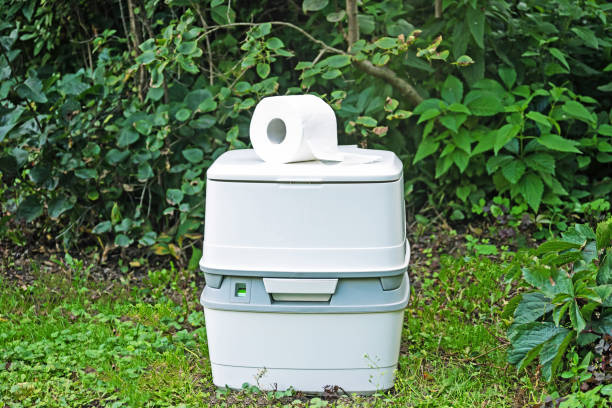 Best Porta potty rental near me  in Centerton, AR