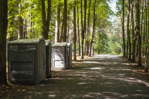 Portable Toilet Options We Offer in Centerton, AR